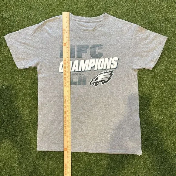 Philadelphia Eagles NFC Champions Super Bowl LII Fanatics Mens Sz Medium T Shirt - Picture 2 of 8